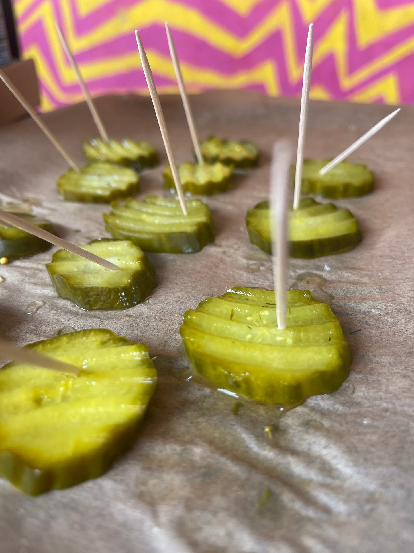Organic Burger Pickles - Dill & Garlic